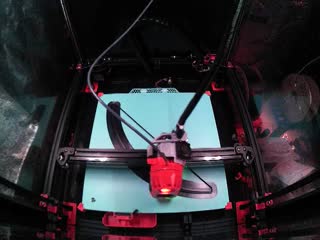timelapse_5943517_Round riser half_abs_Black_qty2_ABS_1d8h39m_Voron_Red.gcode_20250921_0540.mp4