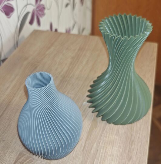 3D Printed Geometric Spiral Vases - Modern Home Decor