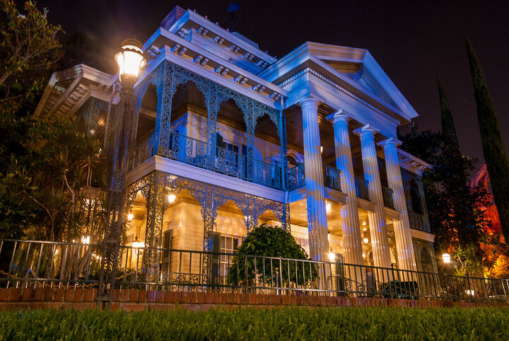 The Haunted Mansion (Both Disneyland AND Magi - 3D Printable Model on ...