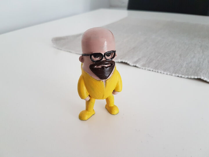 Walter deals white figurine