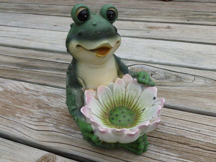 Frog Flower Bowl