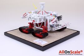 RoyalIHC2_HiTraqM1600PowerCableTrencher_40_1.JPG