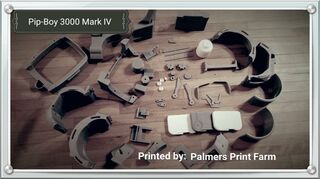 5f1bb521-d9e9-4093-9d14-6e54096a8ce2_pip-boy-3000-mark-iv.jpg