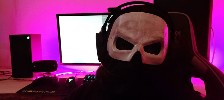 3D Printed custom Modern Warfare 2 Operator Mask- Ghost from $29.99