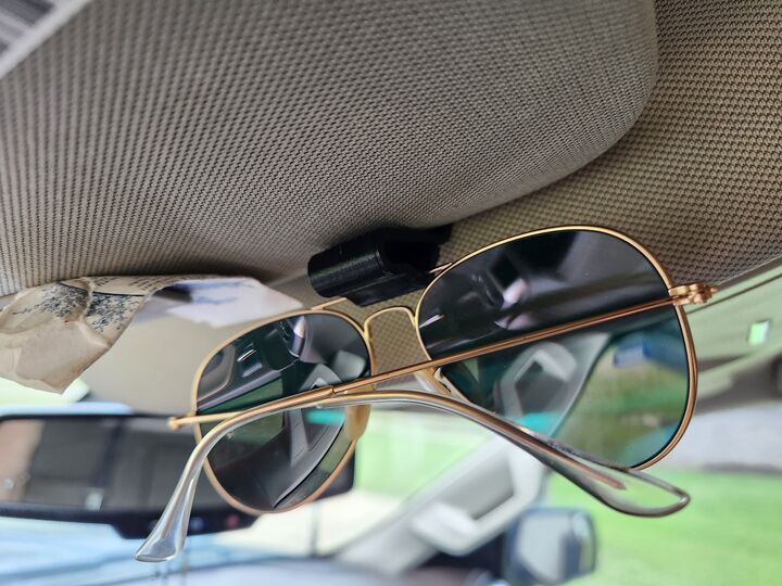 Sunglass Visor Clip