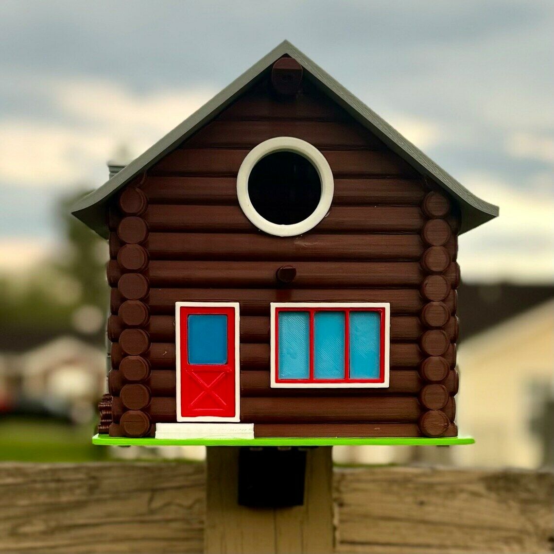 Loghome Birdhouse_2.jpg