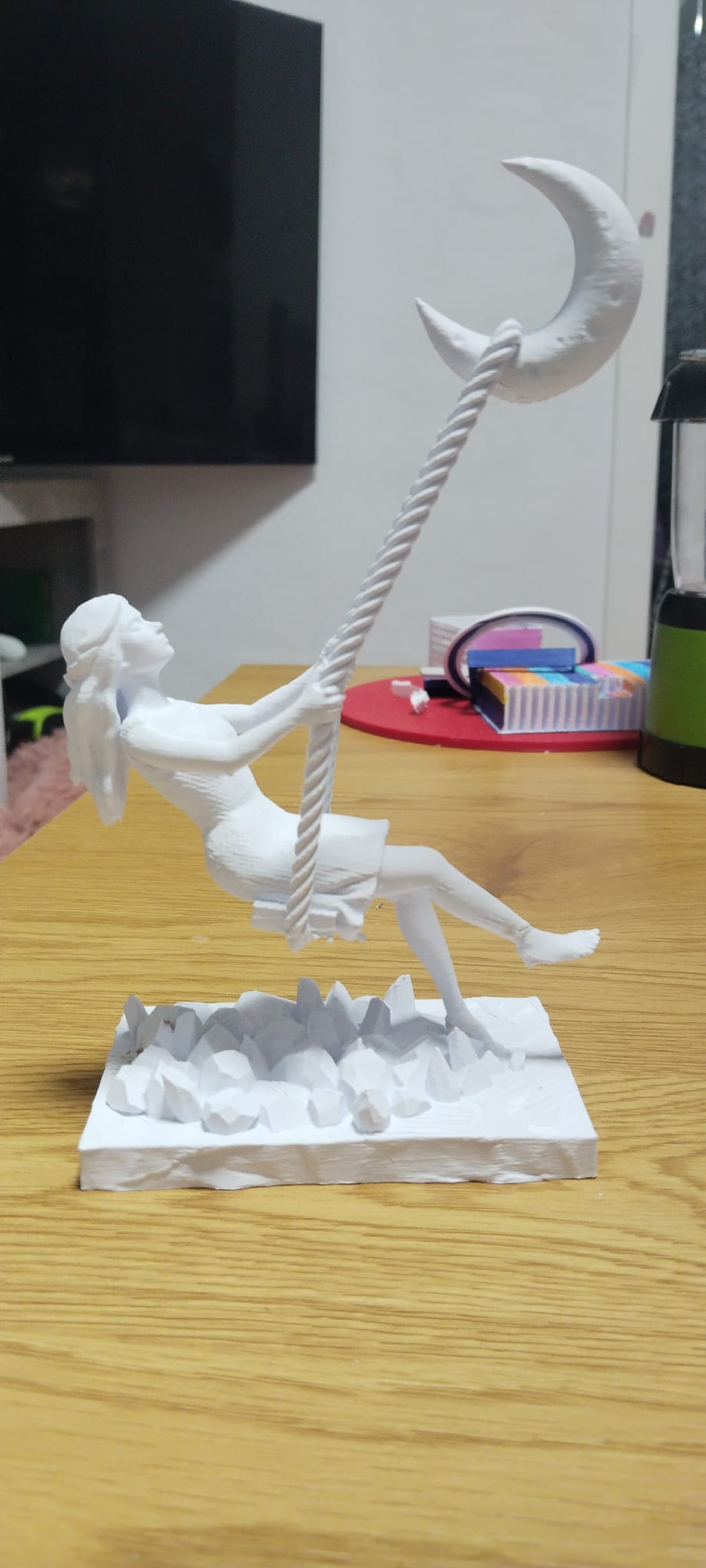 MUJER LUNA 1.jpeg