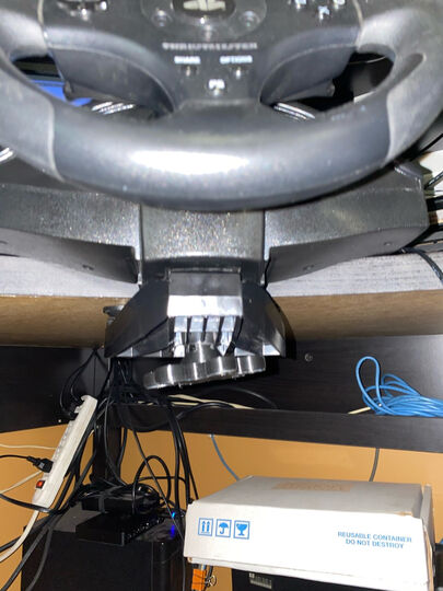 Thrustmaster PS3/4 racing wheel lock
