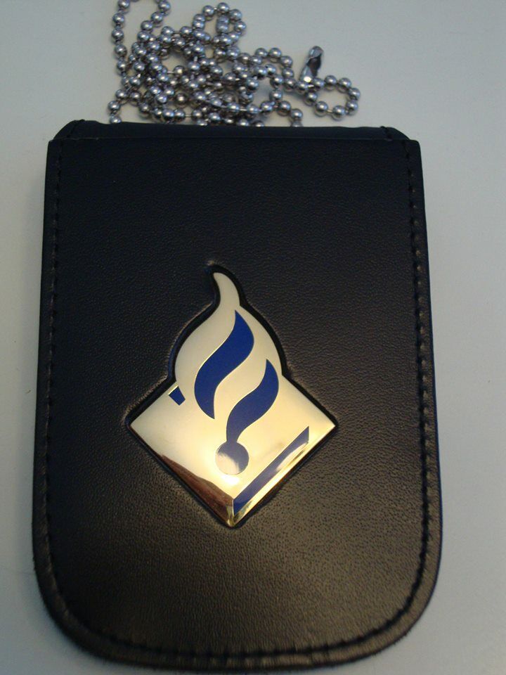 Neck Chain Badge Holder 22.jpg