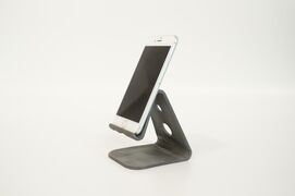 86eadbbf-cc29-4660-a70a-71bbf28d3d43_iphone-stand.jpg