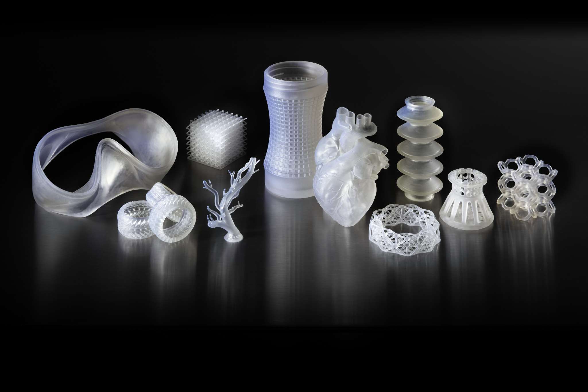 Formlabs-Elastic-Resin-printed-parts.png