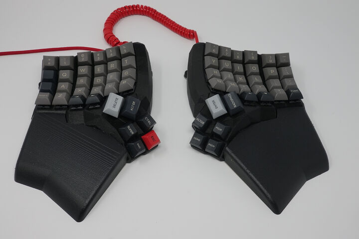 Dactyl Manuform 5x6 Keyboard Wrist Rests 3D Printable Model On Treatstock dactyl-manuform-5x6-keyboard-wrist-rests-3d-printable-model-on-treatstock