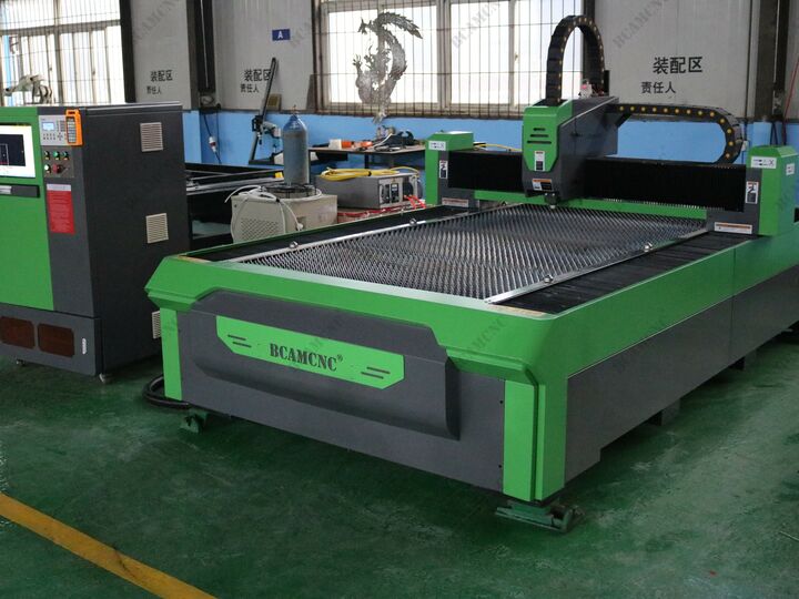 carbon fiber laser cutting machine metal pipe laser cutter bcamcnc fiber laser cutting machine 6000w