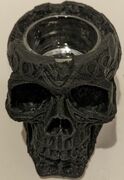 Skull Ashtray smaller.jpg