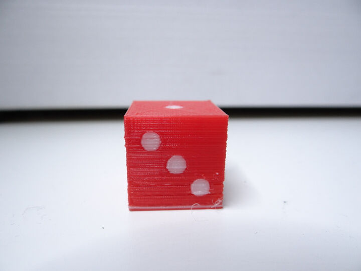 Simple dual color dice