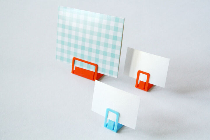Card stand