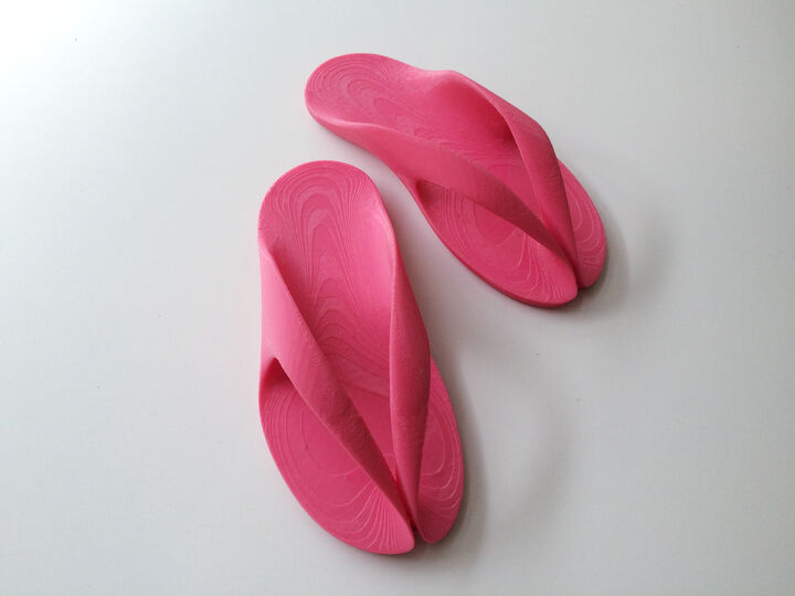 Rubber beach sandal (UK size 4)